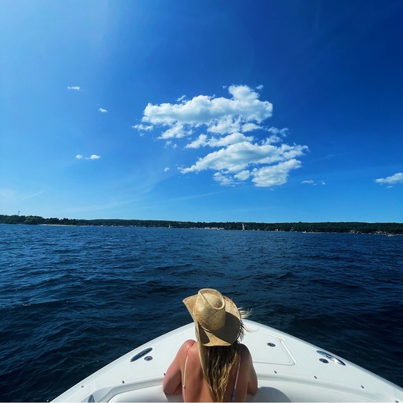 Meet your Posher, Poshmark - Picture 1 of 1